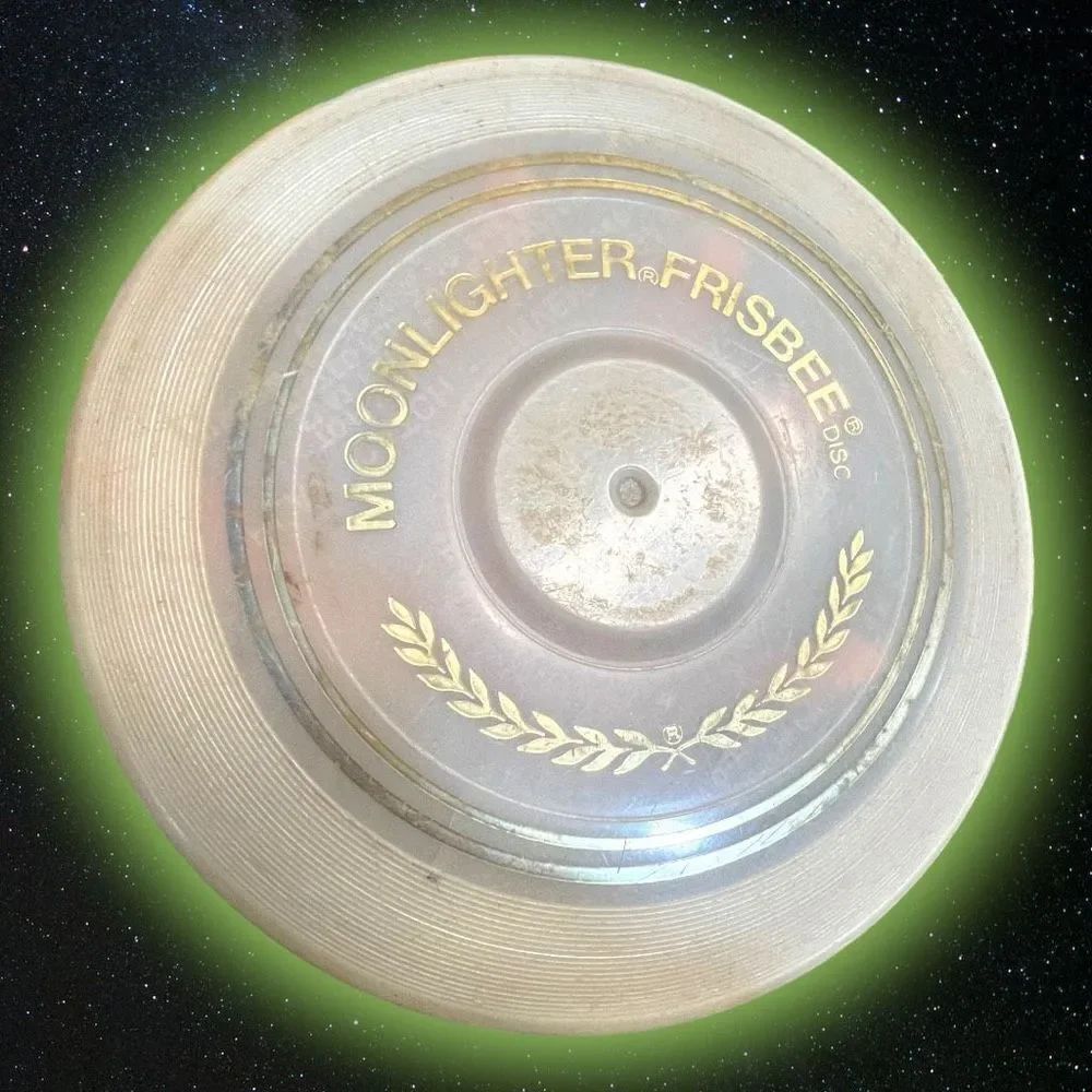 Vintage Wham-o Frisbee Moonlighter Glow in the dark 1977